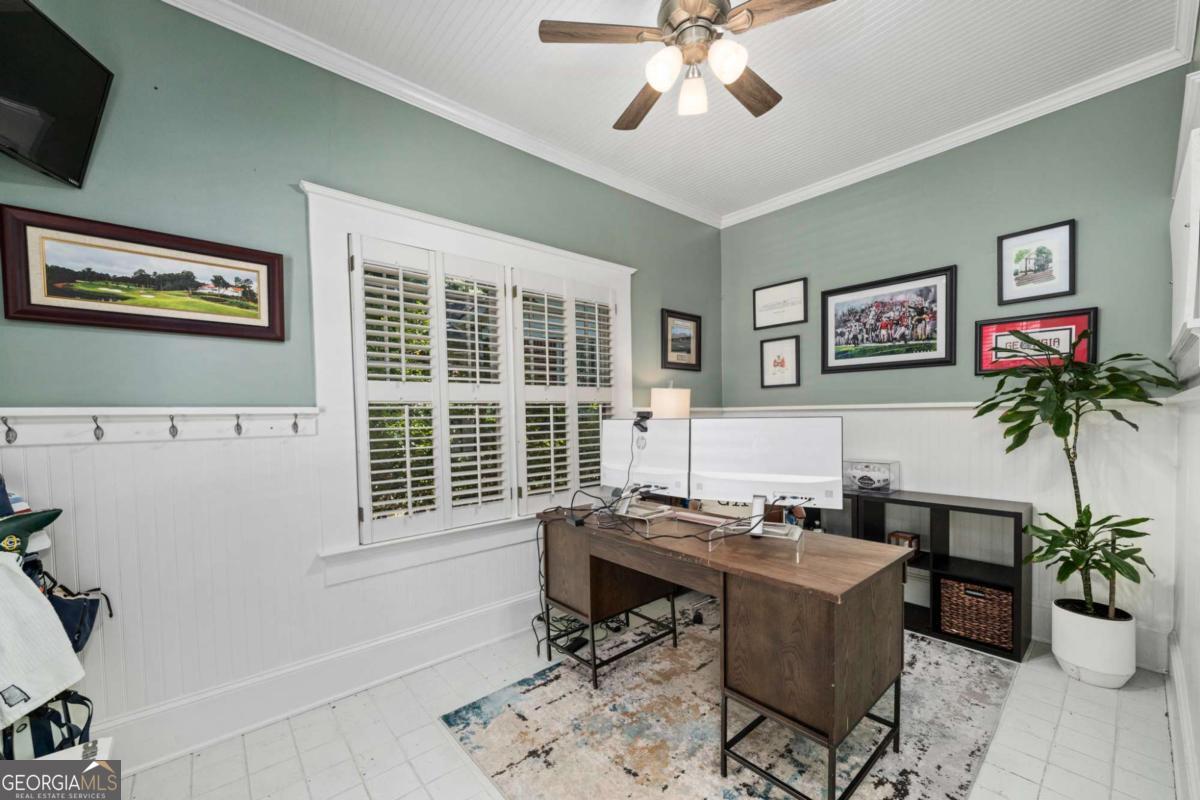 109 Peachtree Hills Avenue NE