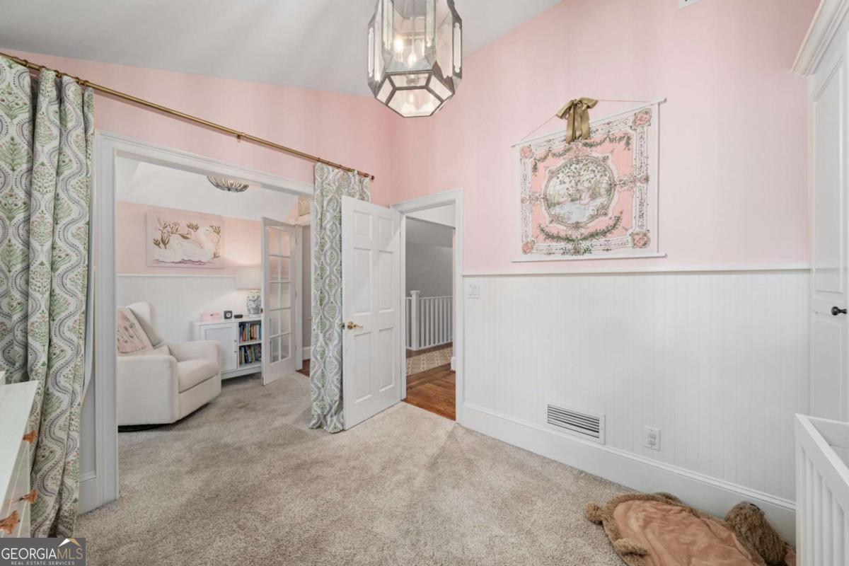 109 Peachtree Hills Avenue NE