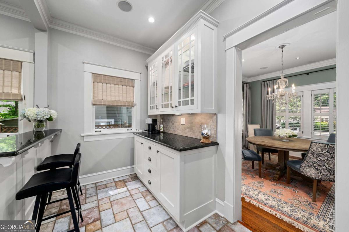 109 Peachtree Hills Avenue NE