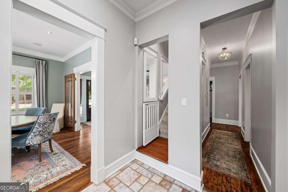 109 Peachtree Hills Avenue NE