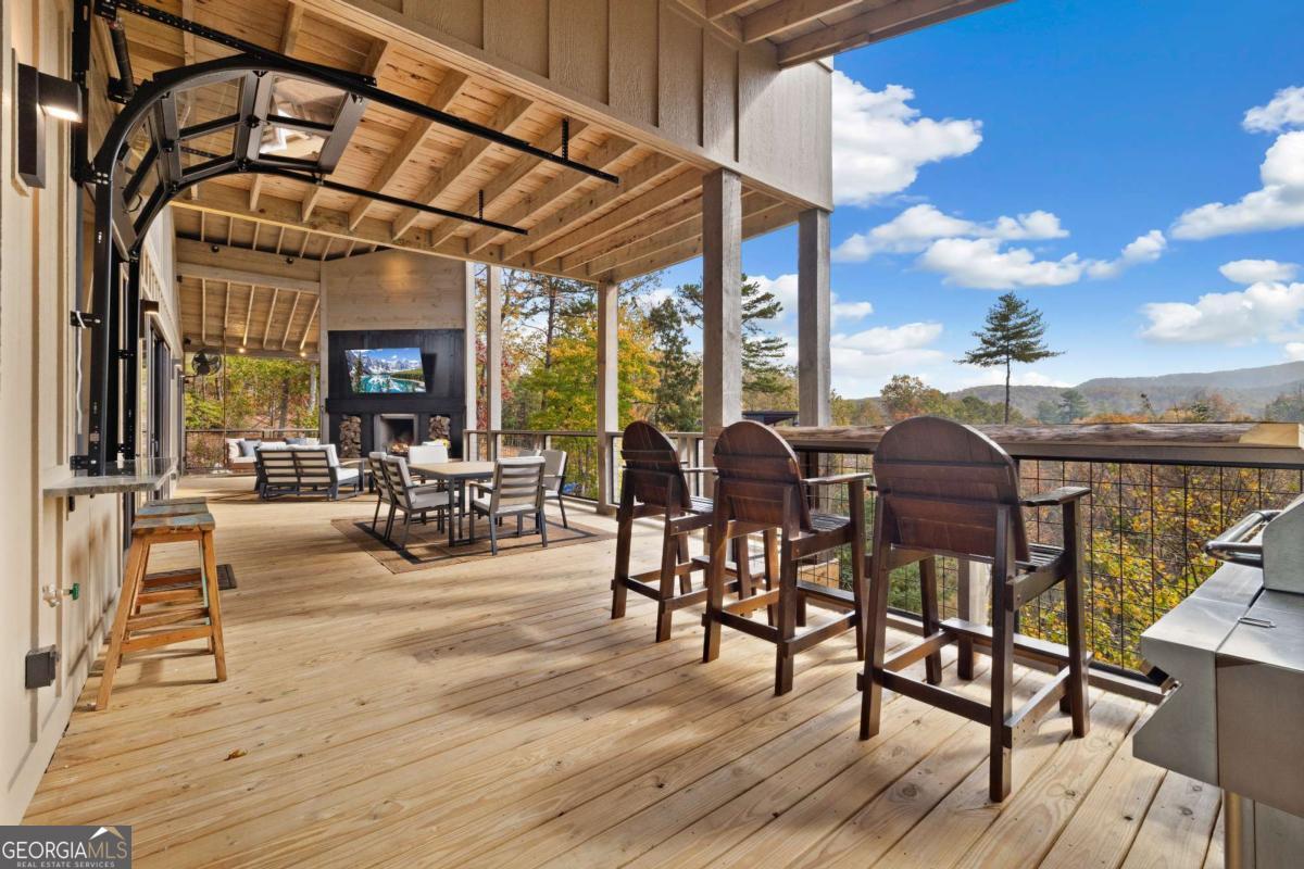 142 Sequoyah Ridge