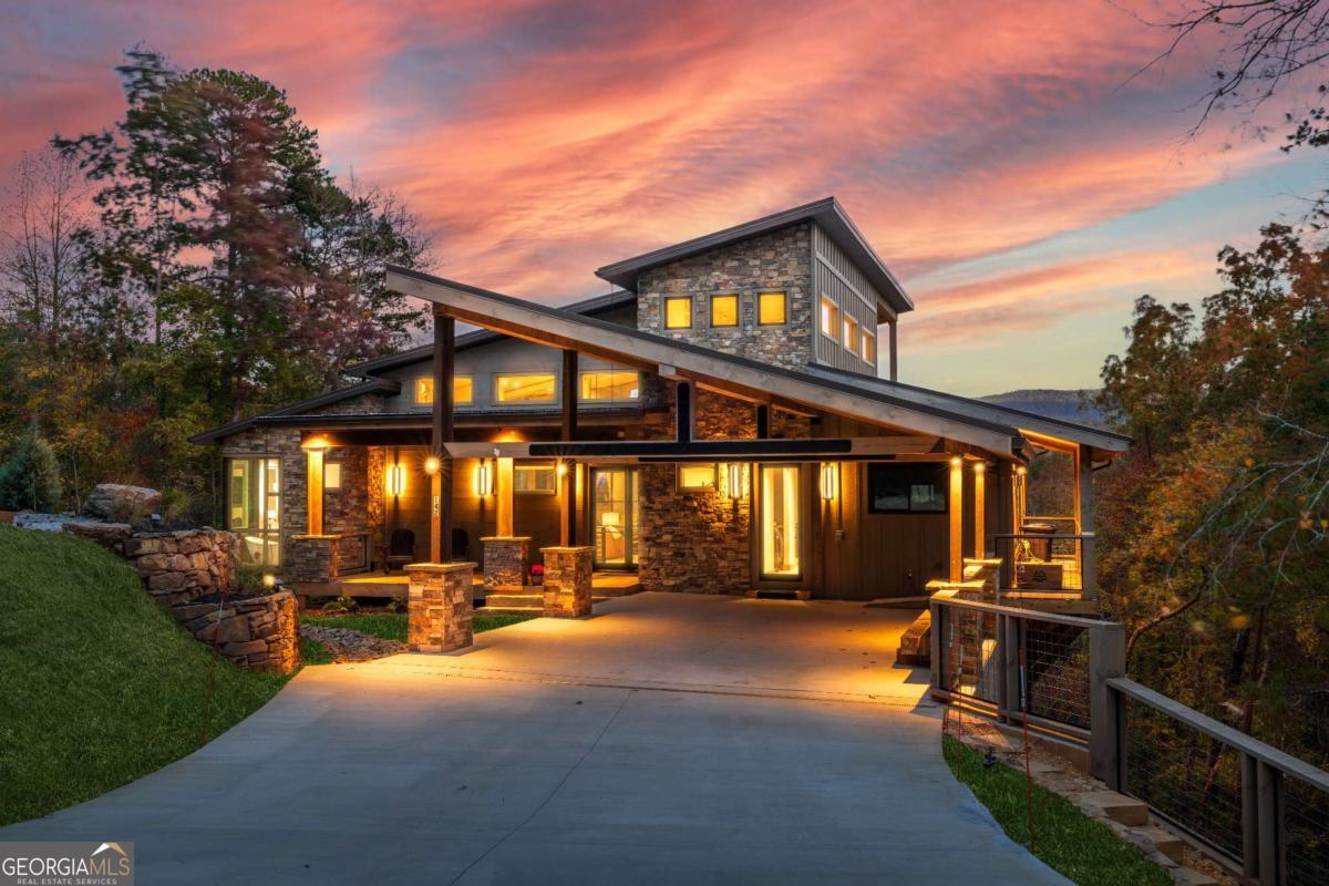 142 Sequoyah Ridge