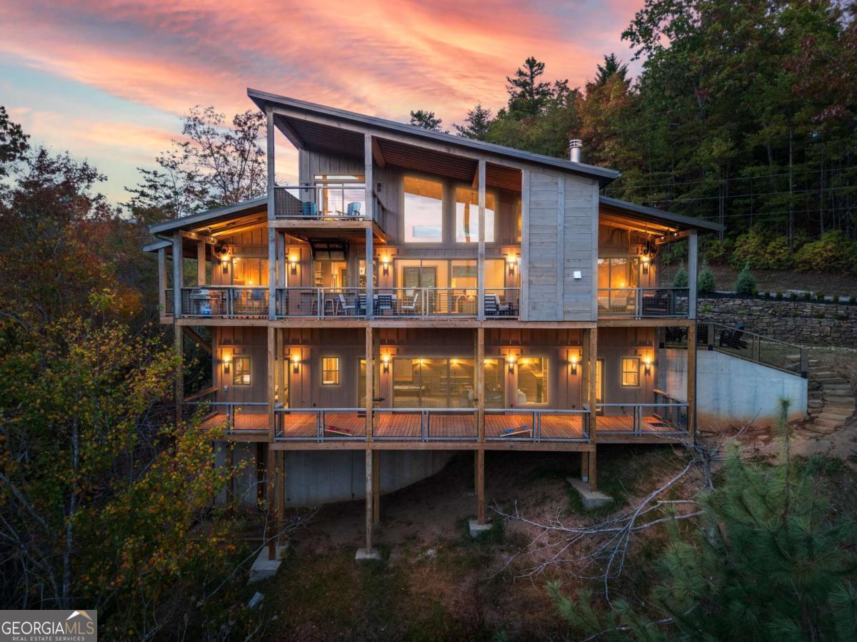 142 Sequoyah Ridge