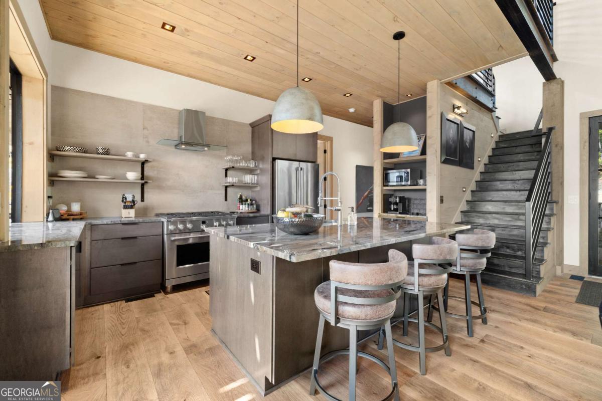 142 Sequoyah Ridge