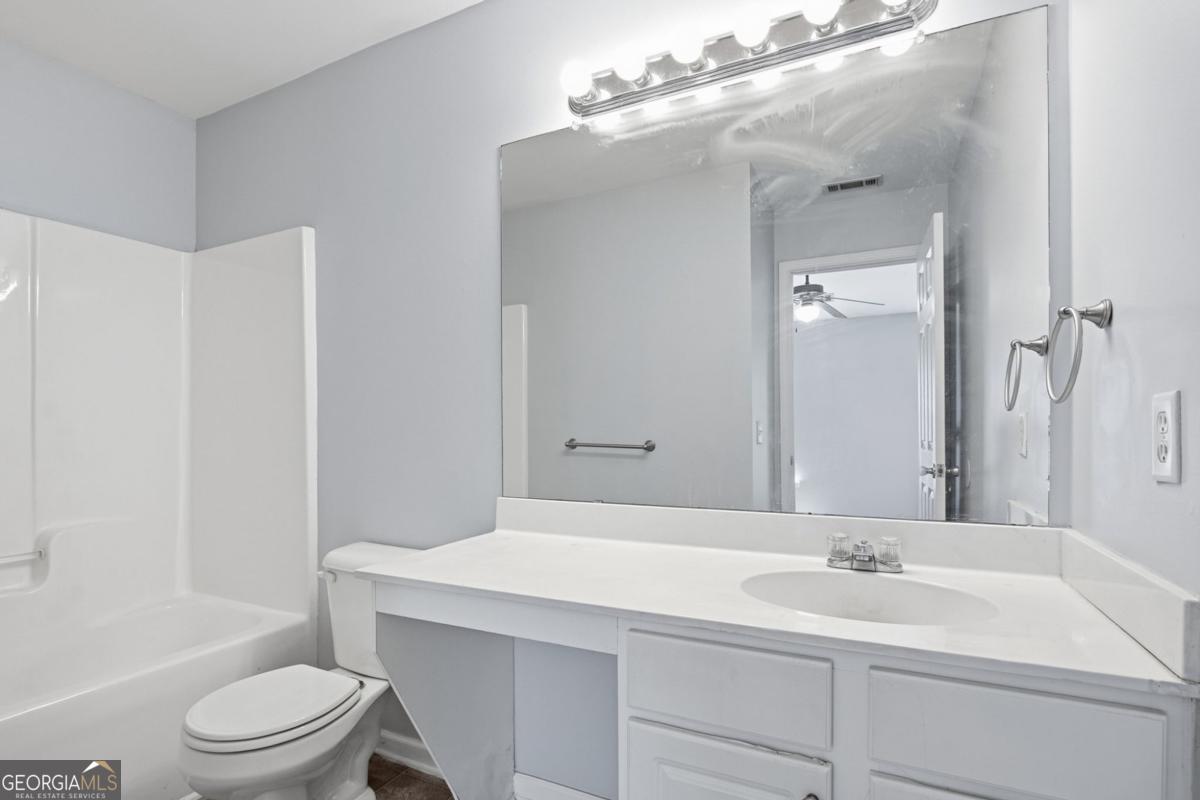 585 McWilliams Road SE # 2402