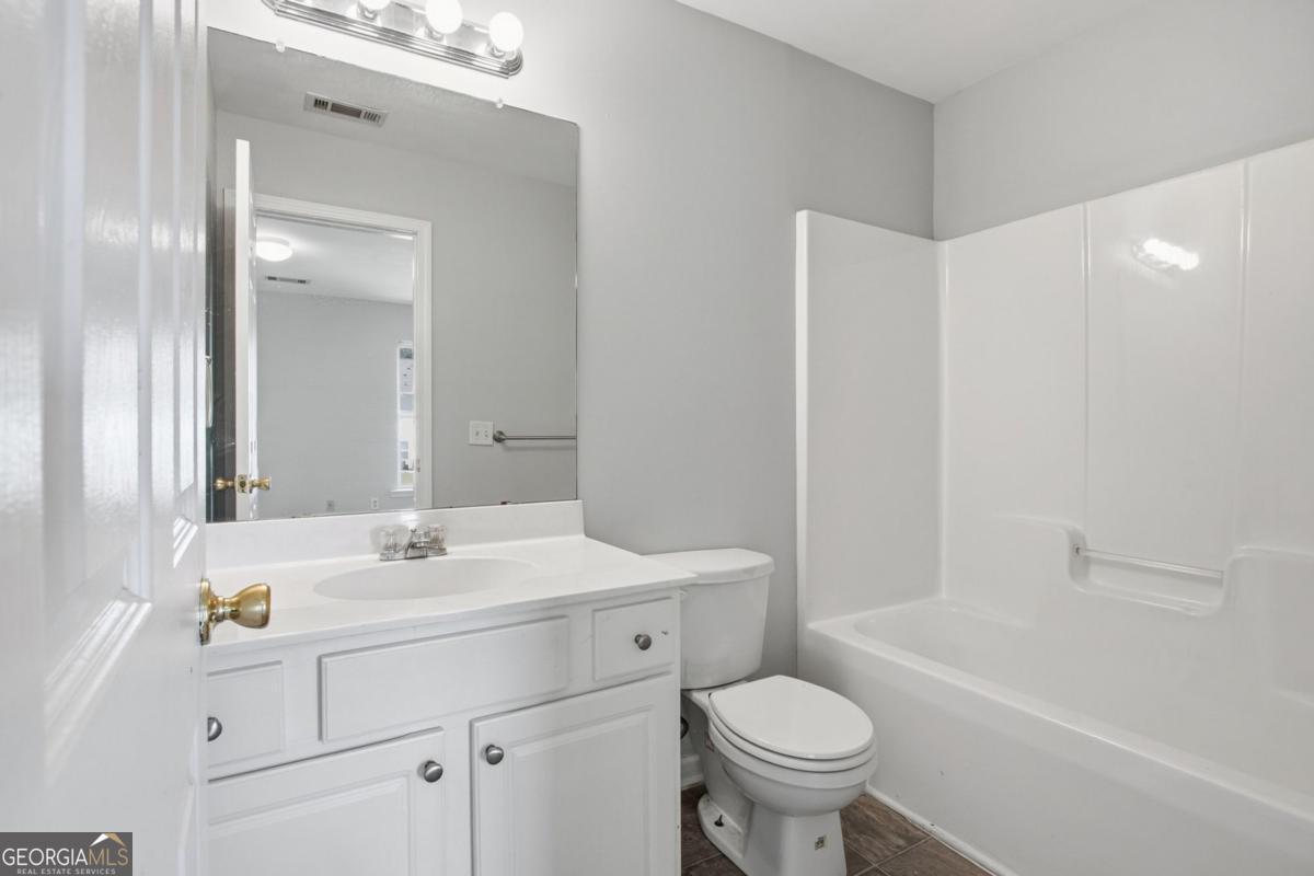 585 McWilliams Road SE # 2402