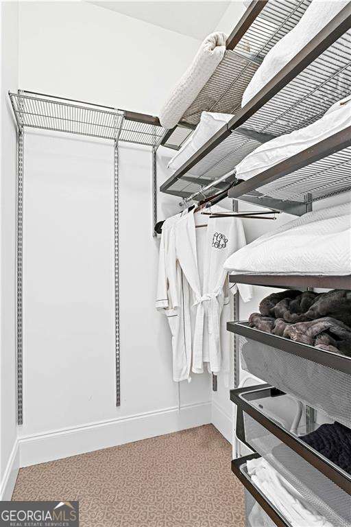 369 Pine Tree Drive NE