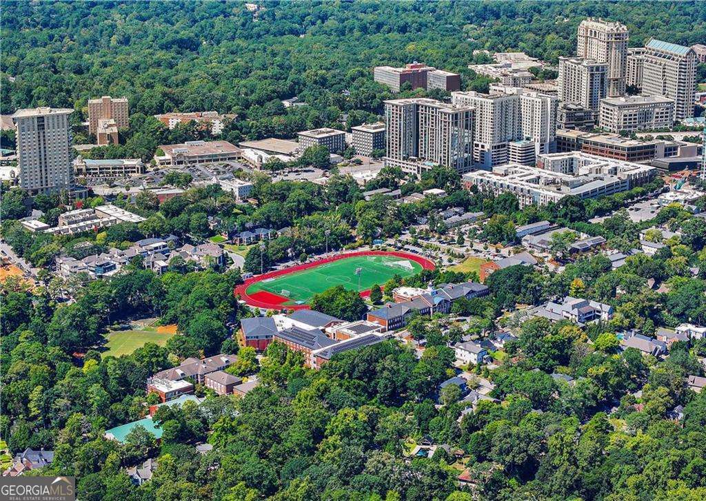 369 Pine Tree Drive NE