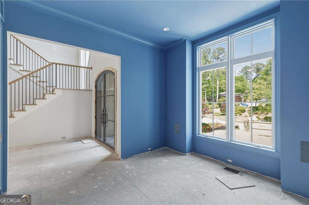720 Edgewater Trail