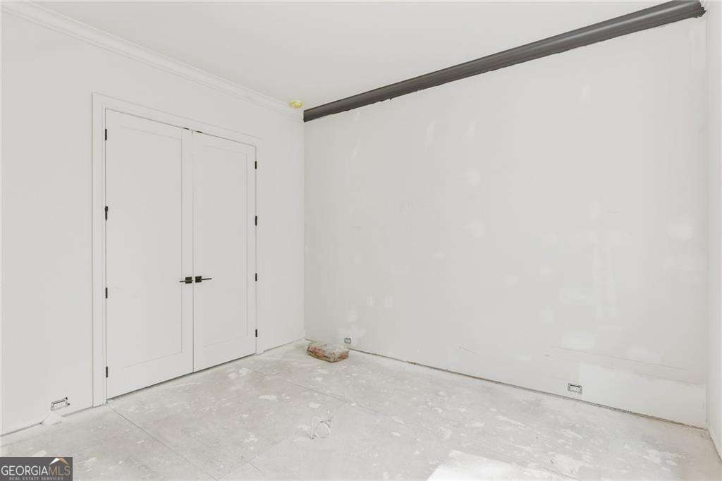 720 Edgewater Trail