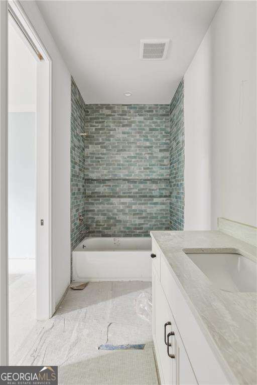 720 Edgewater Trail