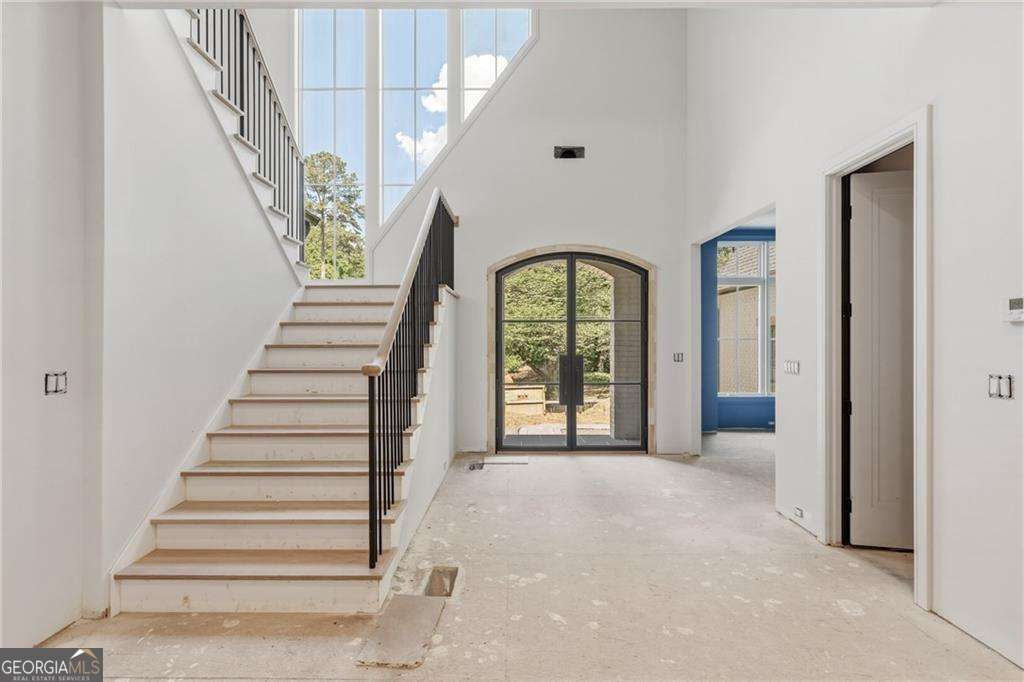 720 Edgewater Trail