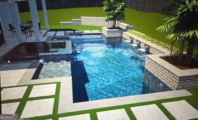 720 Edgewater Trail