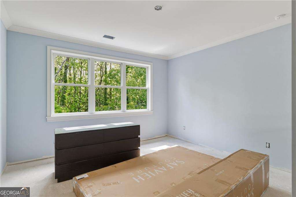 720 Edgewater Trail