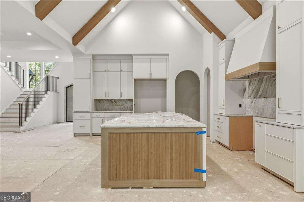 720 Edgewater Trail
