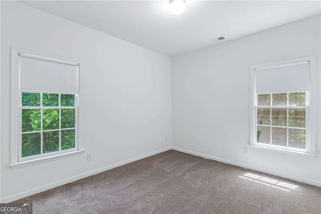 5678 Coopers Glen Court SW