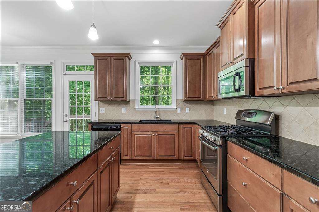 5678 Coopers Glen Court SW