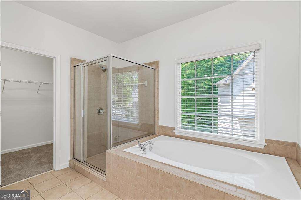 5678 Coopers Glen Court SW