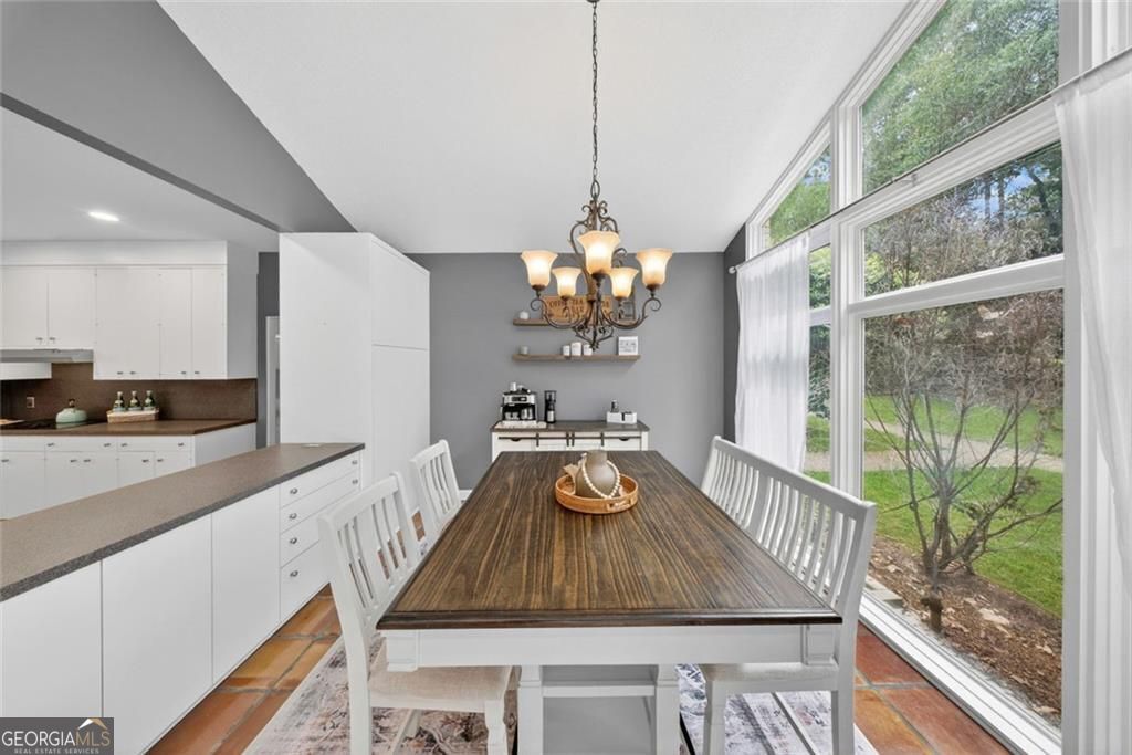 20 Cherokee Road