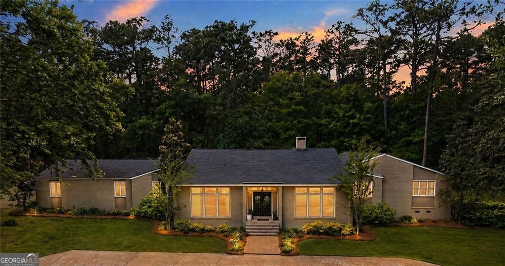20 Cherokee Road