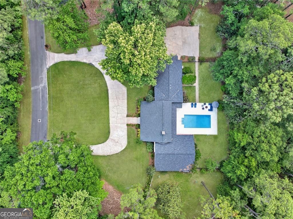 20 Cherokee Road