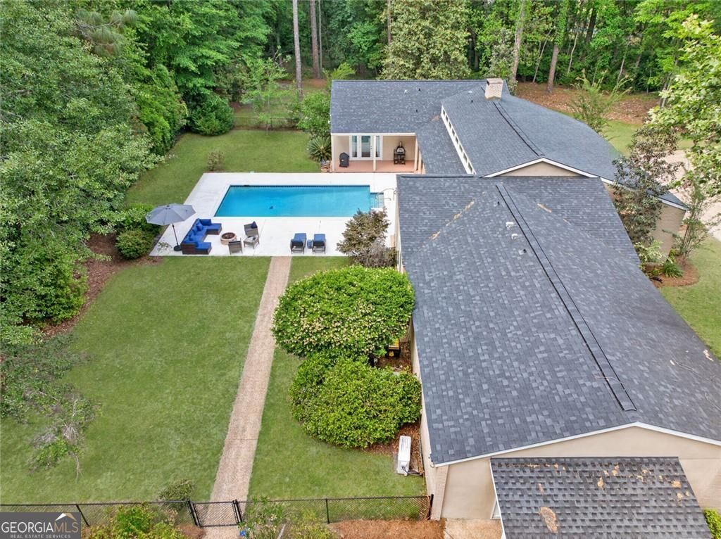 20 Cherokee Road