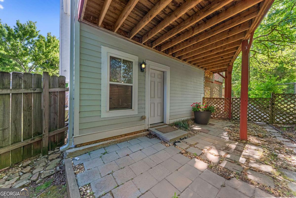 584 Edgewood Drive