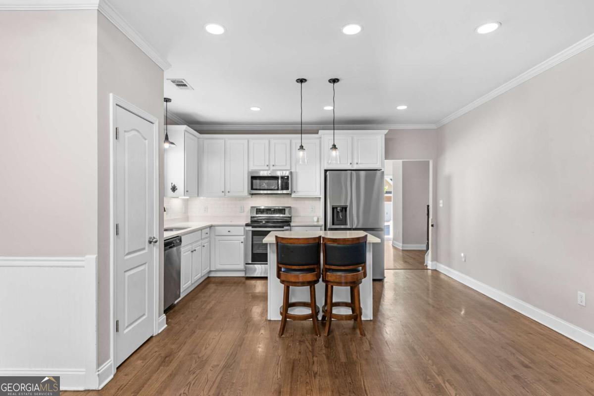 584 Edgewood Drive