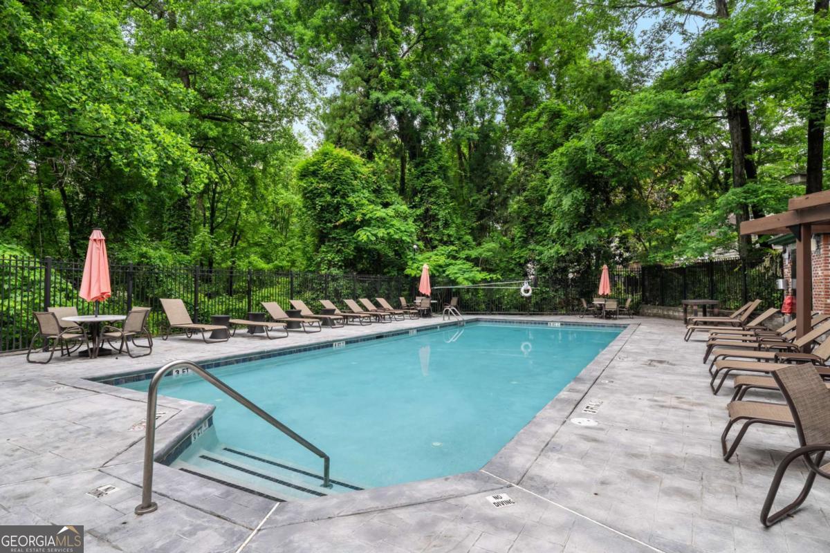 3235 Roswell Road NE # 405
