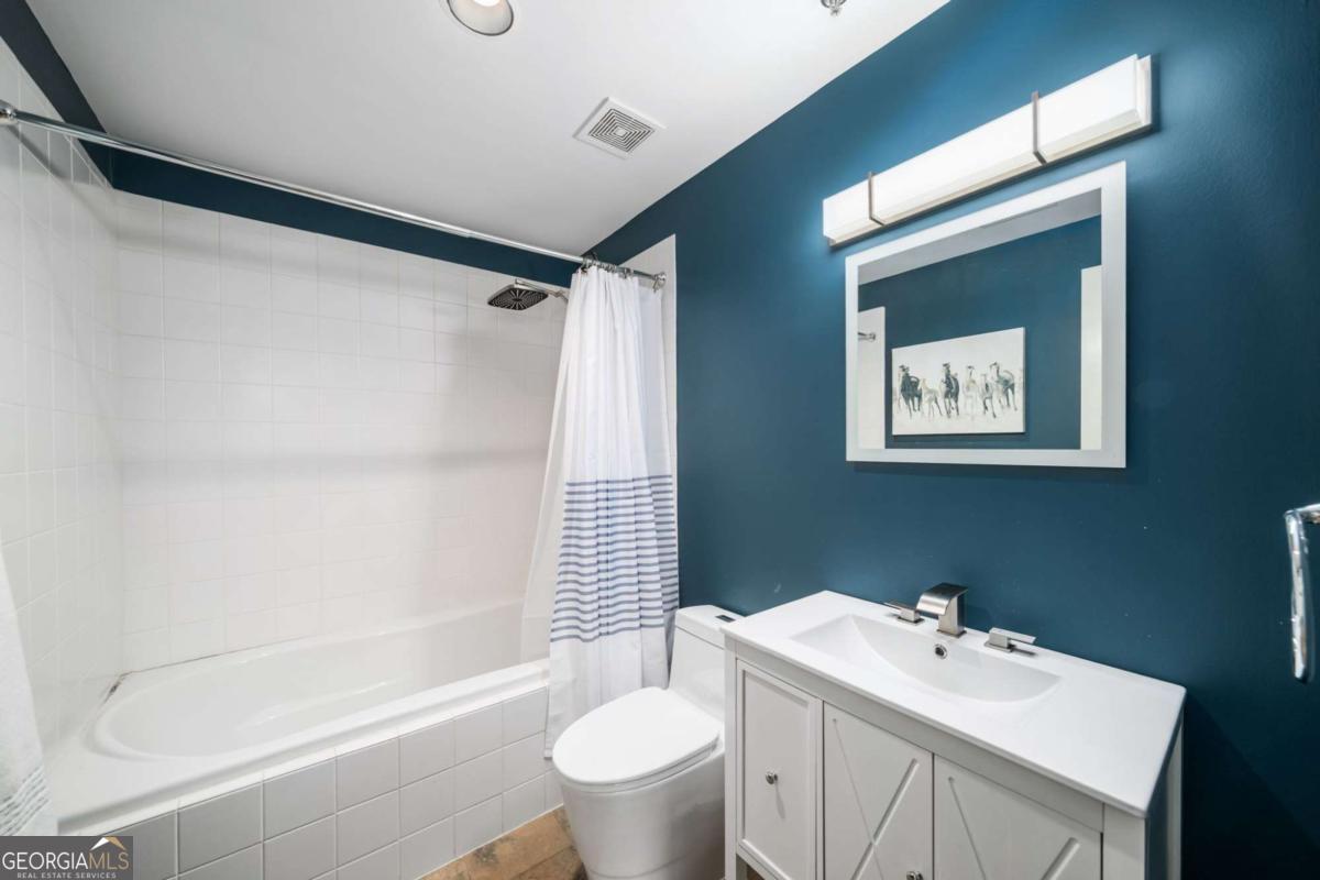 3235 Roswell Road NE # 405
