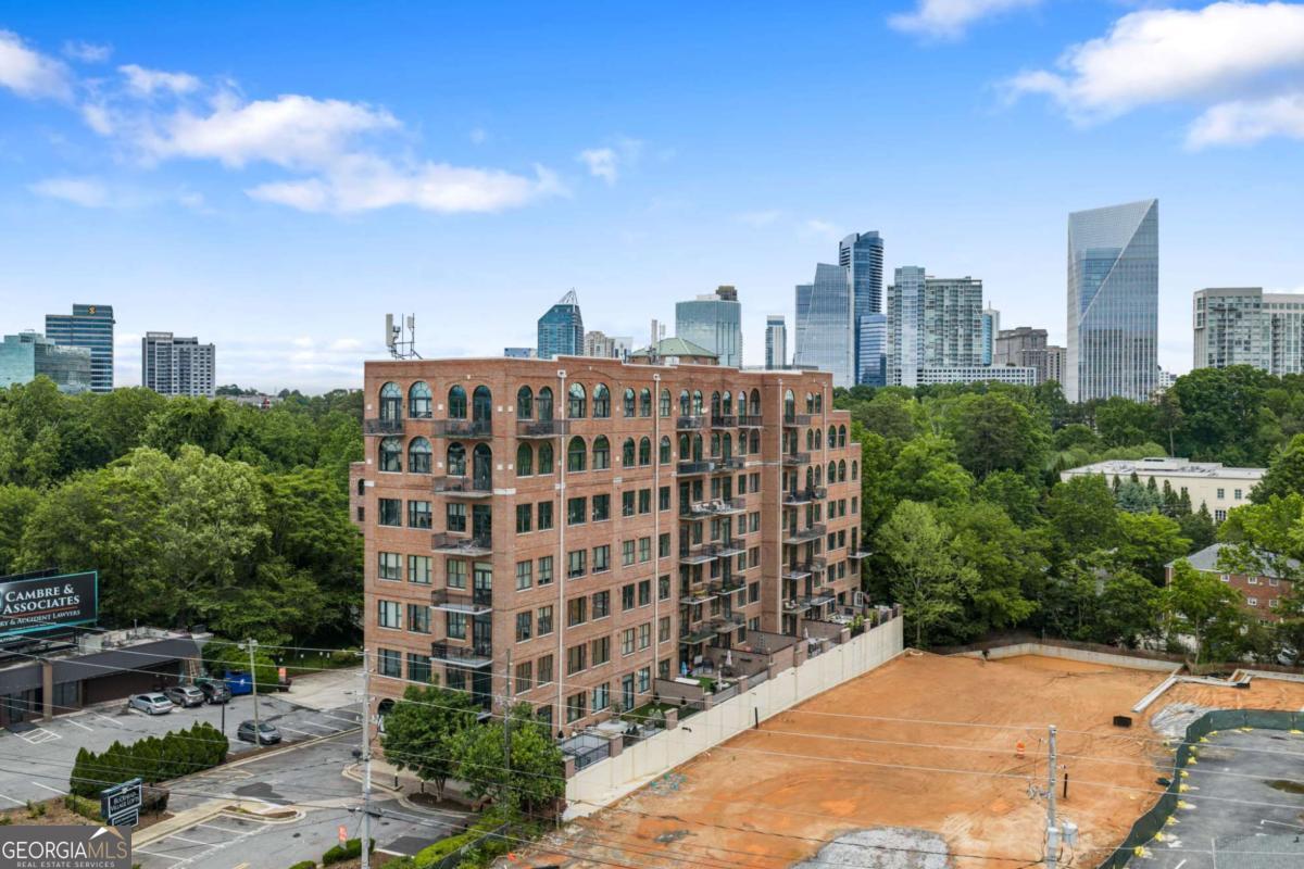 3235 Roswell Road NE # 405