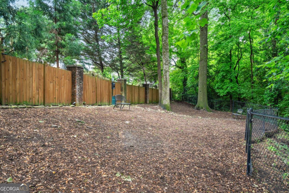 3235 Roswell Road NE # 405