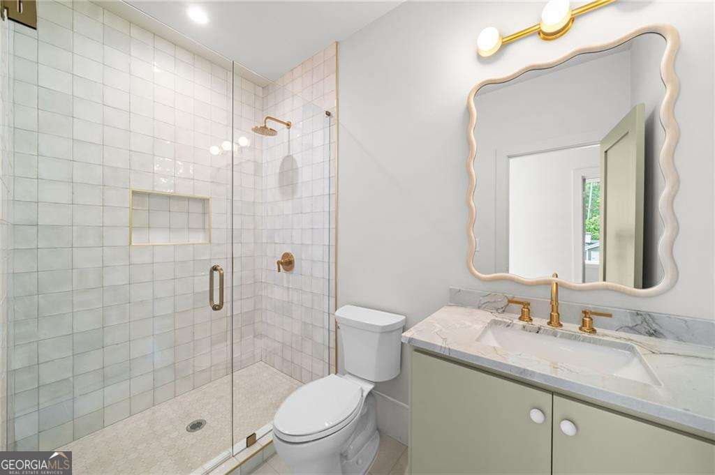 175 Pebble Trail