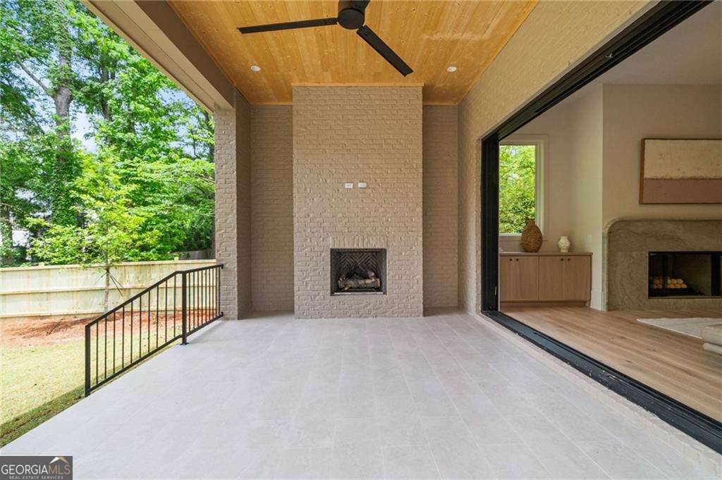 175 Pebble Trail