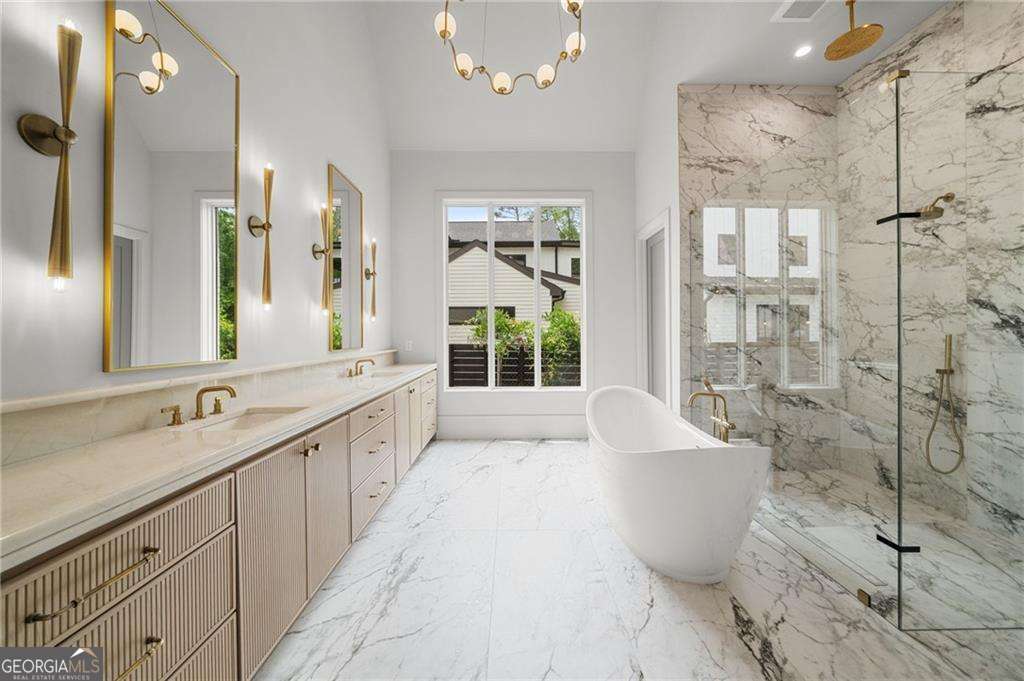 175 Pebble Trail