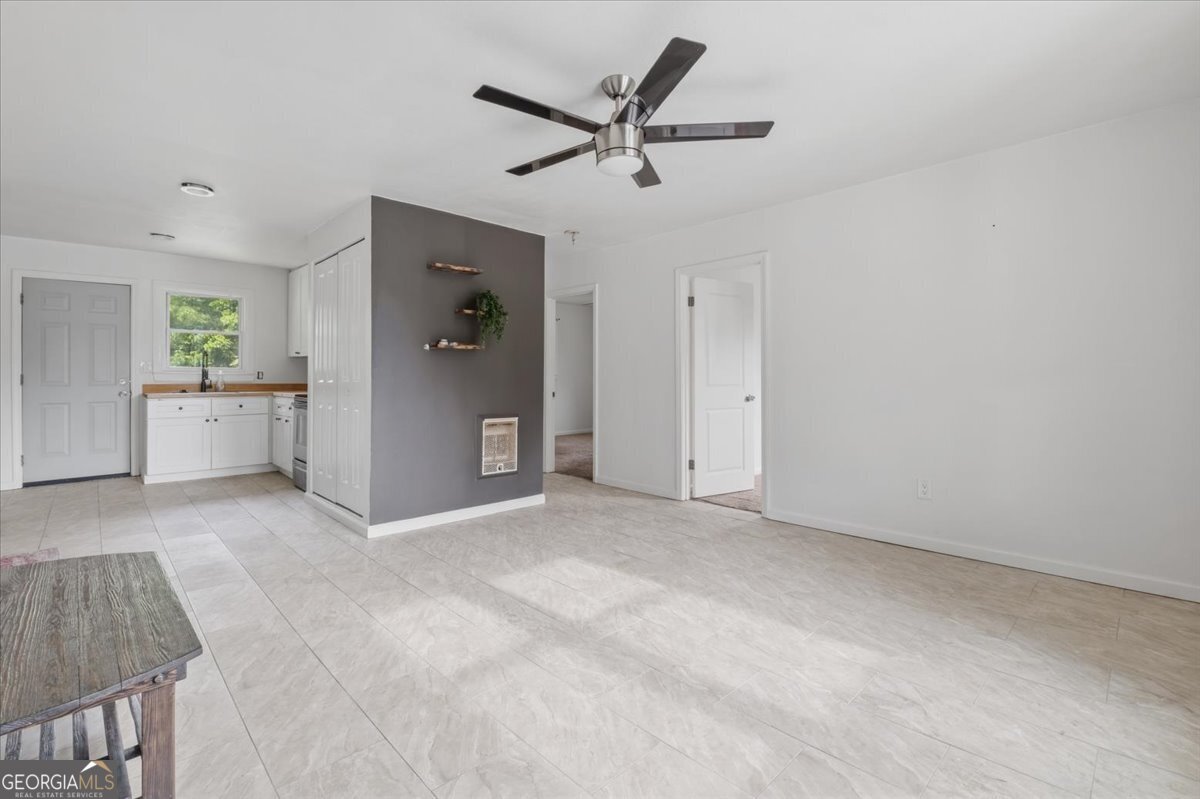 608 N College Drive # 4