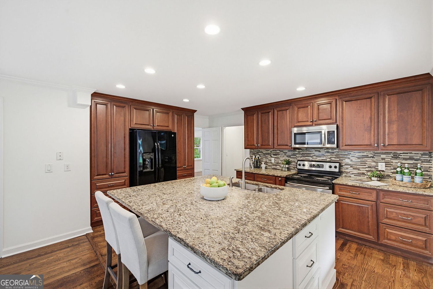 445 Forest Hills Drive NE