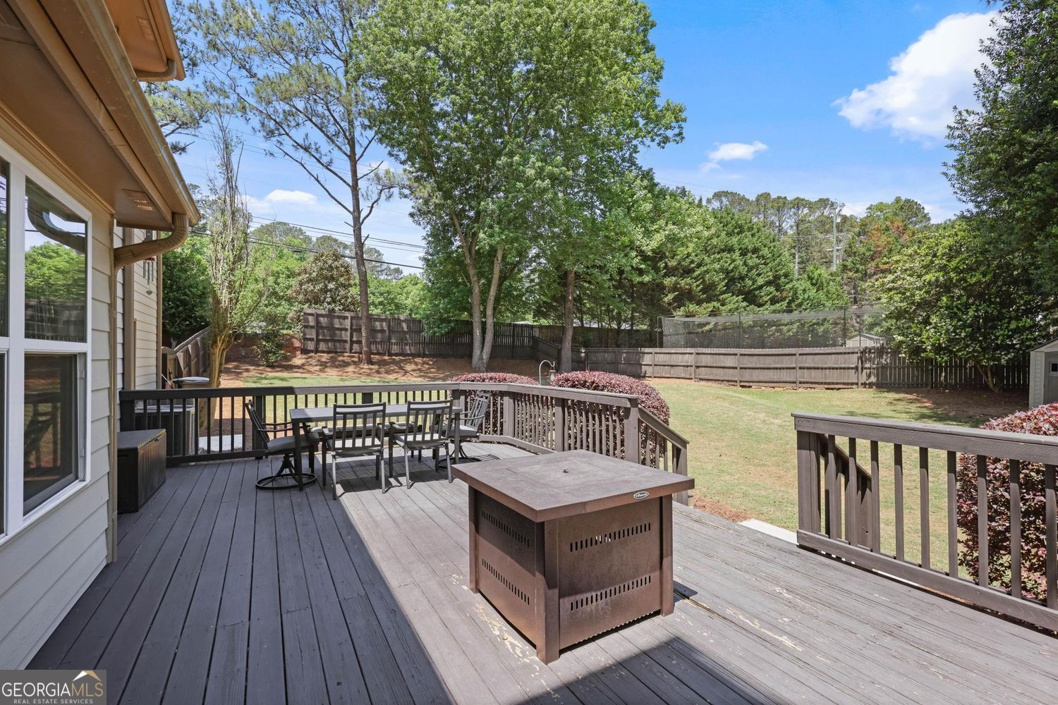 2351 Netherstone Drive NE