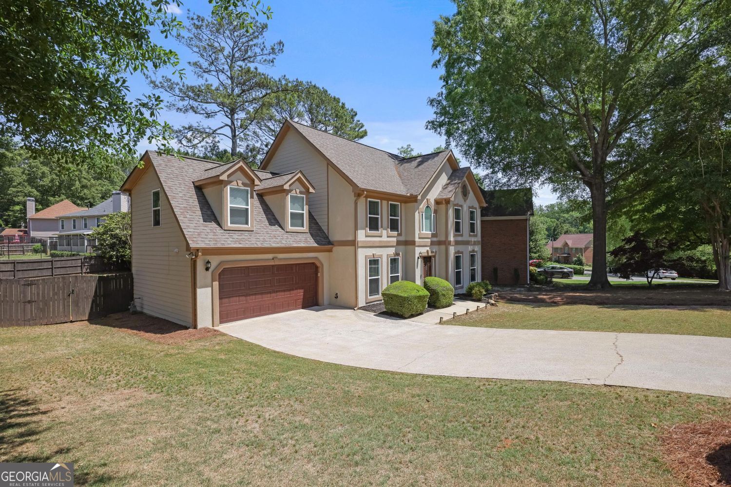 2351 Netherstone Drive NE
