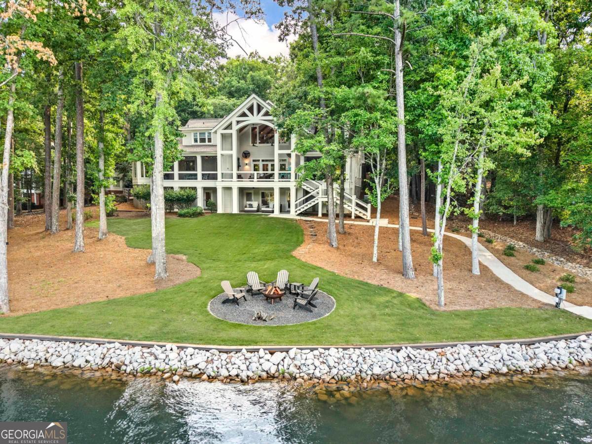 1030 Scott Loop