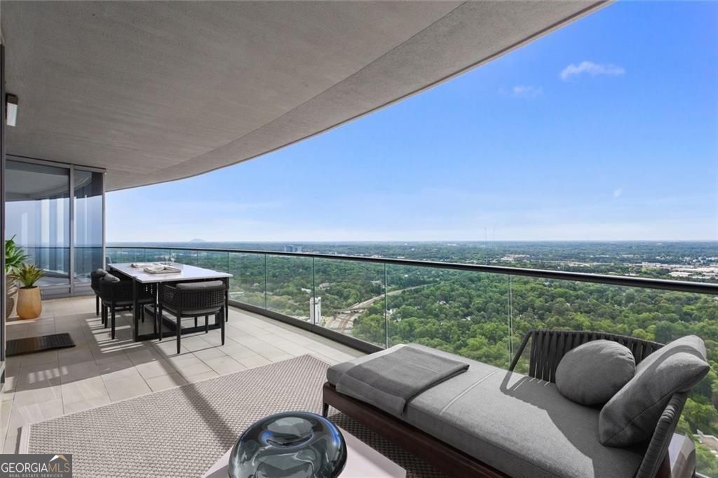 3344 Peachtree Road NE # 4104