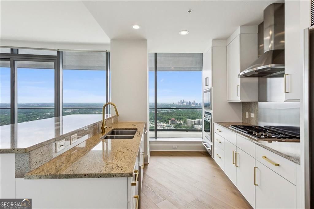 3344 Peachtree Road NE # 4104