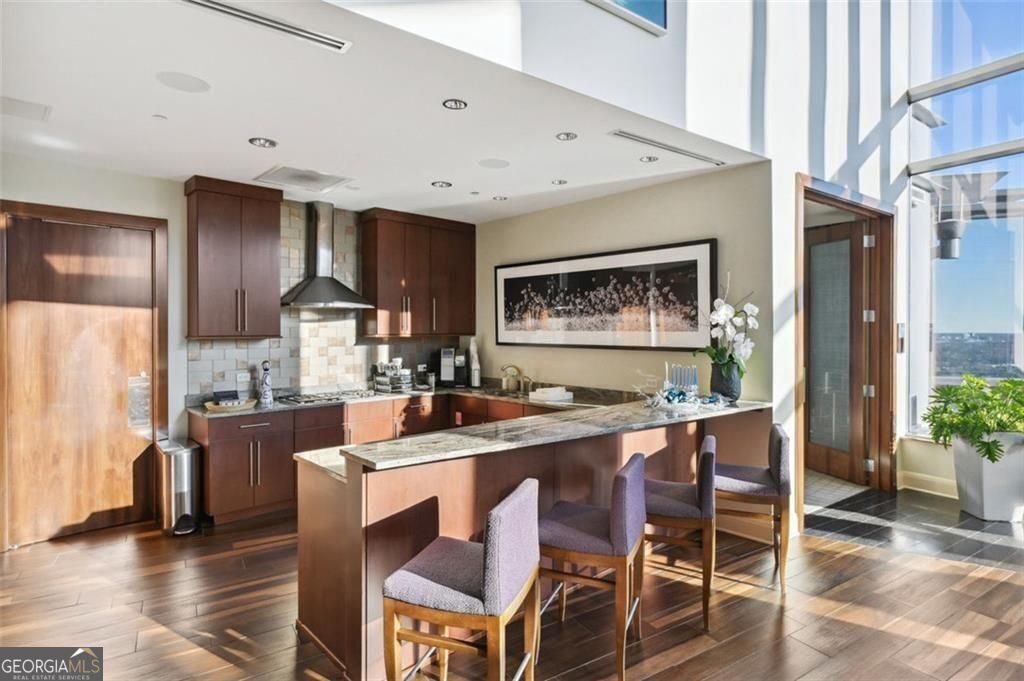 3344 Peachtree Road NE # 4104