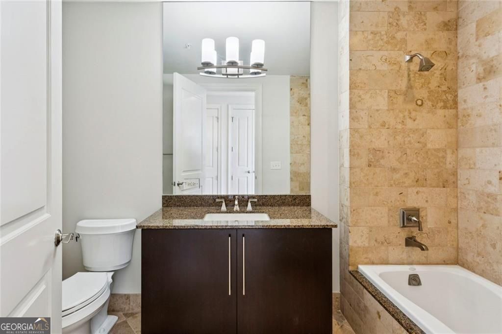 3344 Peachtree Road NE # 4104