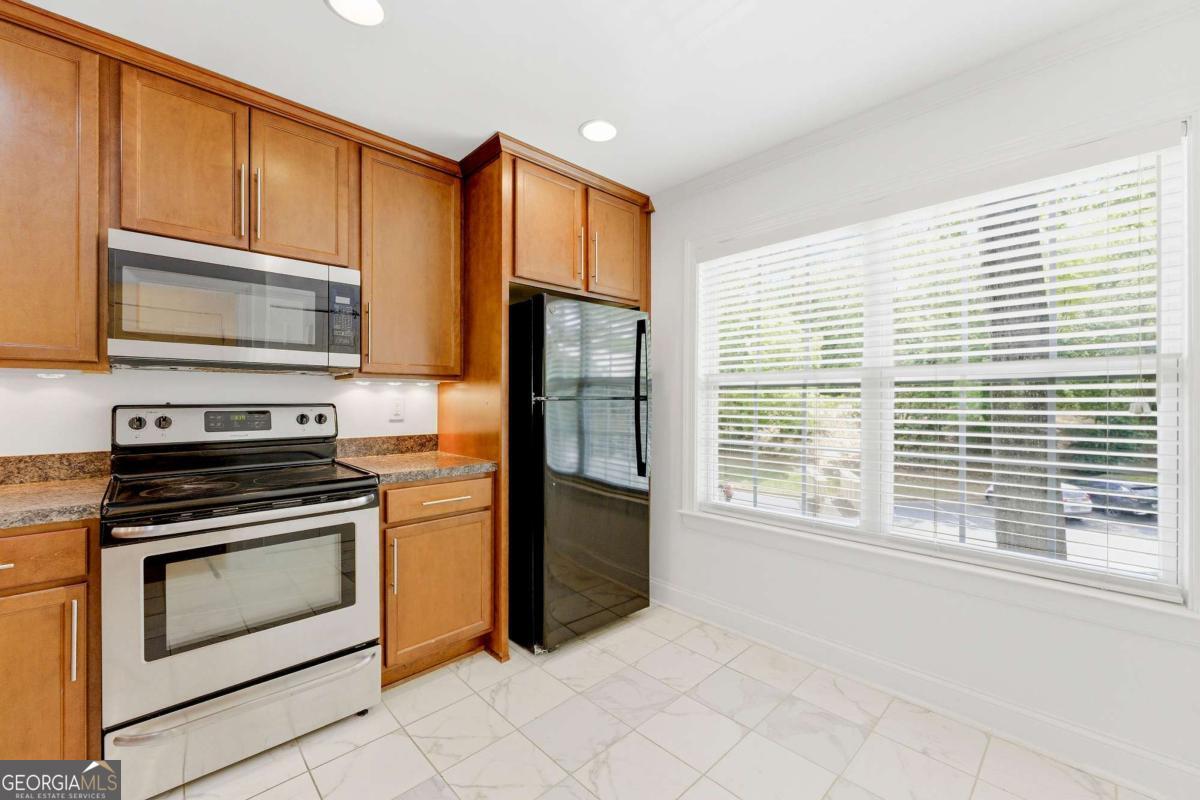 352 Teal Court