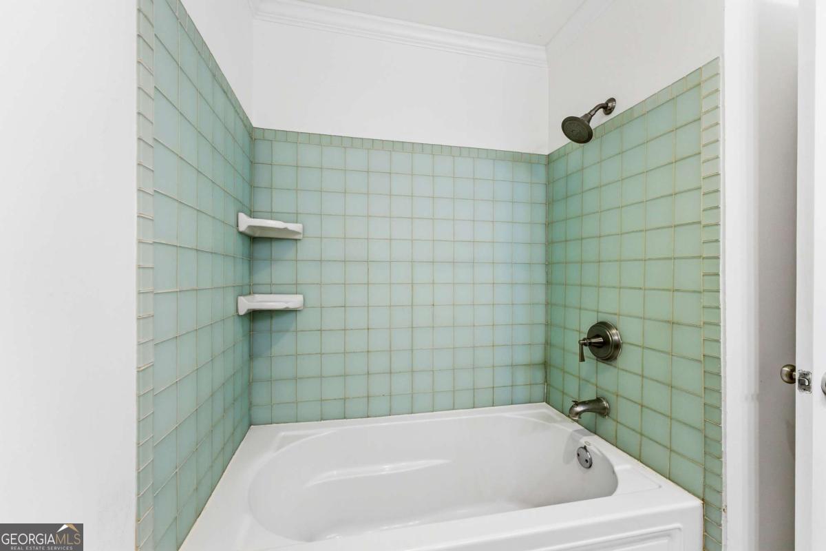 352 Teal Court
