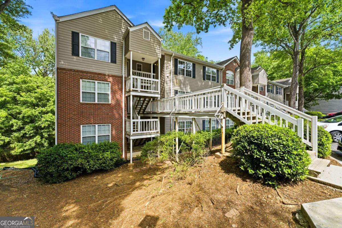352 Teal Court
