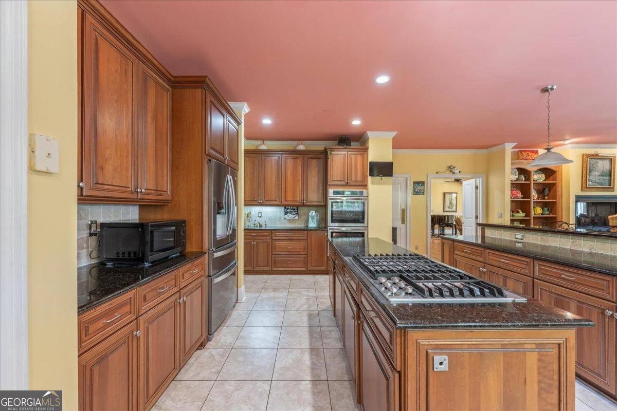1741 Indian Woods