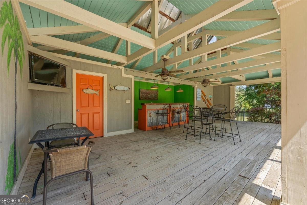 1741 Indian Woods