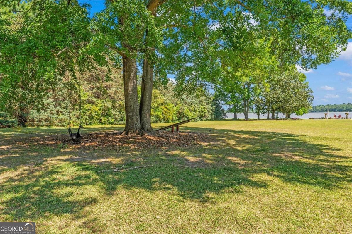 1741 Indian Woods